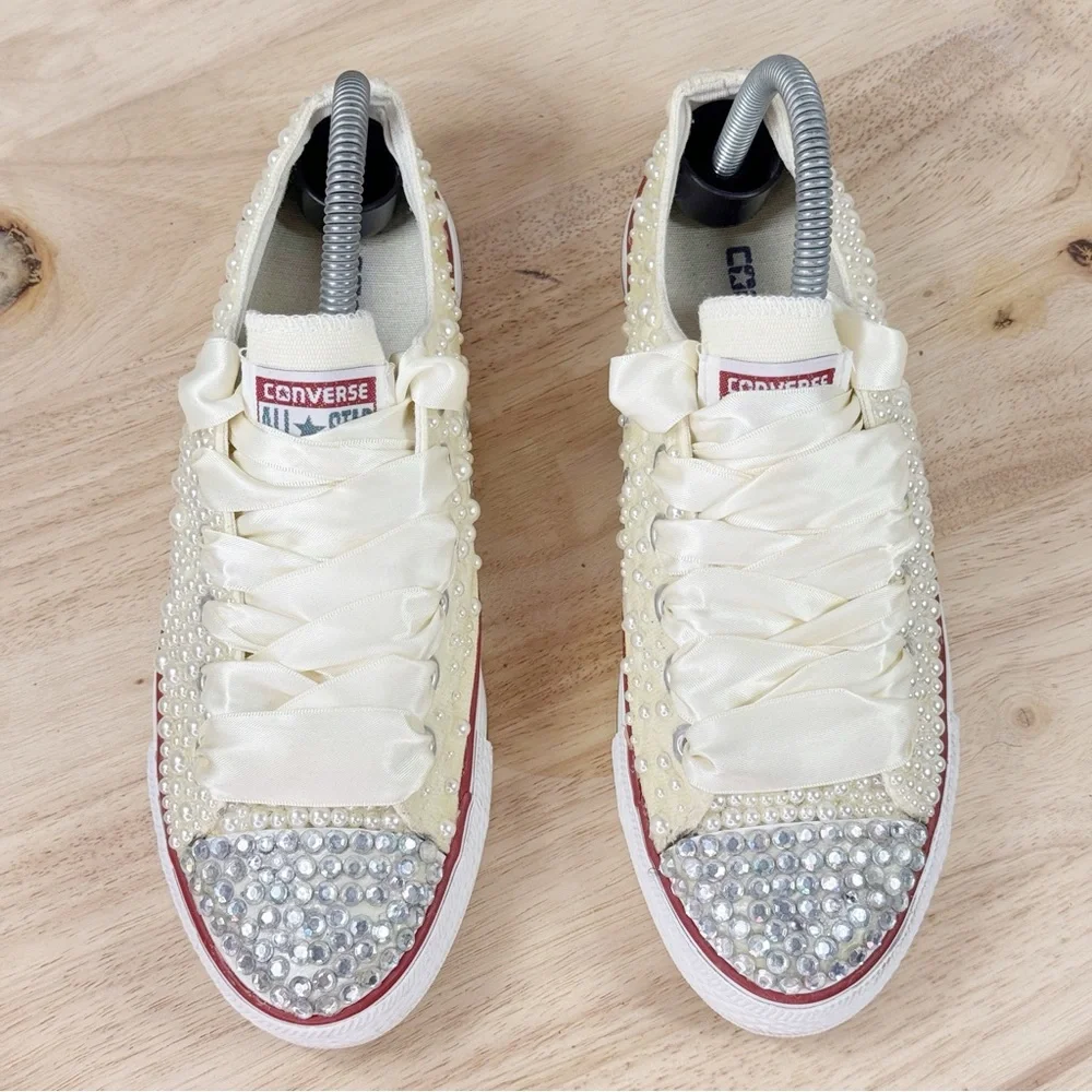 Converse Chuck Taylor Pearls Rhinestone Low Top Sneakers Ivory 7.5 Wedding Bride
